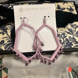 NWT Kendra Scott Thomas GEO Drop earring in Matte